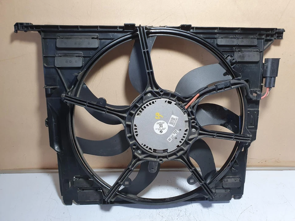 BMW 7 SERIES FAN RADIATOR FAN, PETROL, F01/F02, 03/09-09/15  - image 1 of 4