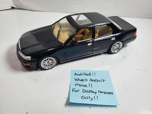 Modificado - Road Tough 1989 Lexus LS400 negro fundido a presión escala 1:18 - LEER - Imagen 1 de 14