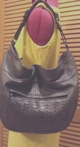 "The Sak" Schultertasche Hobo Handtasche in grau feinem Kiesel Echtleder. - Bild 1 von 10