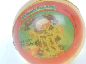 2C Garbage Pail Kids Bounce Bouncing Ball Messy Tessie Mad Mike 1985 - Picture 1 of 3