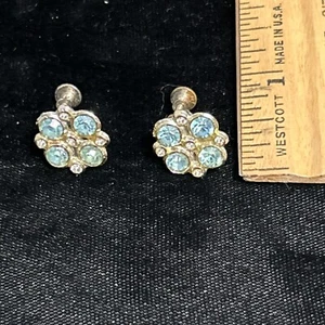 Pendientes Vintage Corte Redondo Azul y Transparente Estrás y Tono Plata Tornillo Trasero - Imagen 1 de 4