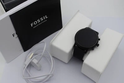 Fossil FTW4025 Smartwatch The Carlyle HR 5. Generation Silikon Schwarz 44 mm - Bild 1 von 4
