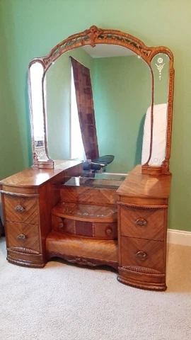 1920s 1930s Antique TrayTop Waterfall Dresser w/ Carved Mirror Art DECO handle Cover