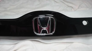 JDM HONDA FIT OEM Genuine Tail Gate Rear GARNISH ASSY Car Parts 74890-T5A-J12 - Picture 1 of 11