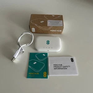EE Mini Hub EE71 4G Mobile Broadband Wi-Fi Portable Router - Picture 1 of 11