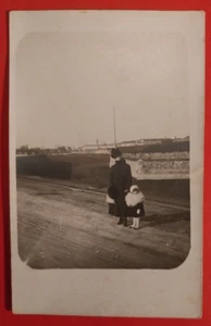 Postkarte Frau Und Mädchen Familie Edel Finzi 1915 C. (C 65 - Picture 1 of 3