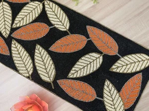 Handmade beaded runner, table decoration, Leaf design - Picture 1 of 5