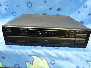Kenwood DP-R893 -5 Lettore CD disco si accende per necessità di lavoro per parti o riparazioni - Foto 1 di 4