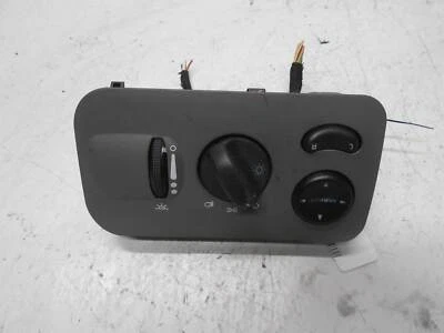 Interruptor de farol Dodge Caravan Town & Country 2003-2007 - Imagem 1 de 4