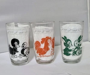 3 Vintage Kraft Juice Glasses Swanky Swigs Kiddie Kup Bunnies Puppies Ducks - Picture 1 of 13