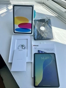 Apple iPad 10th Gen 10.9" 256GB Wi-Fi & Cellular 5G Bundle- Perfect Gift π - Afbeelding 1 van 11