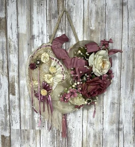 Beautiful Handmade Heart Shape Wall Hanging Decoration - Picture 1 of 8