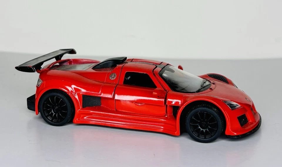 Kinsmart 2010 Gumpert Apollo Sport 1:36 fundido a presión coleccionable 🍒 Foto 1 de 4