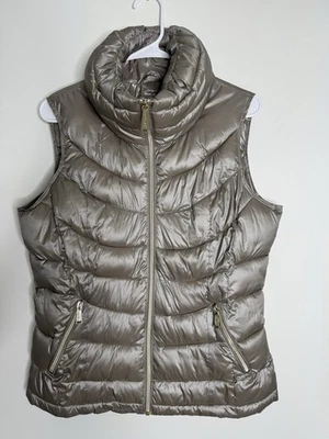 Chaleco acolchado Calvin Klein para mujer talla M gris plateado topo detalles metálicos Foto 1 de 4