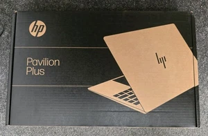 HP Pavilion Plus 14" computer portatile - Intel® Core™ Ultra 7, 32 GB, OLED (14-ew1001na) - Foto 1 di 3