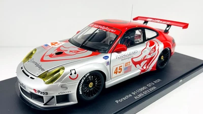 Coche diecast 1/18 Autoart Porsche 911 996 GT3 RSR ALMS GT2 2006 #45 Flying Lizard Foto 1 de 4