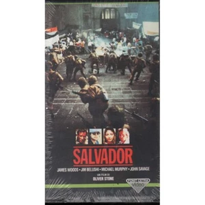 Salvador VHS Oliver Stone Univideo - 9042 Sigillato - Foto 1 di 2
