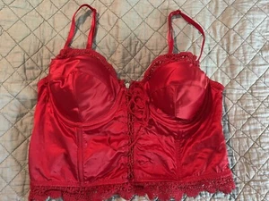 Corsé Bustier Vintage Años 80 Rojo Satinado Con Cordones Borde Crochet Raro Pequeño - Imagen 1 de 9
