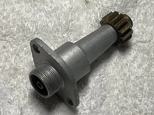 Alfa Romeo 105 SERIES SPEEDOMETER DRIVE GEAR ASSEMBLY, 6/13, NEW OLD STOCK - Picture 1 of 4