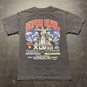 NFL Football Super Bowl XLVIII 2014 T Shirt Sm Denver Broncos Seattle Seahawks