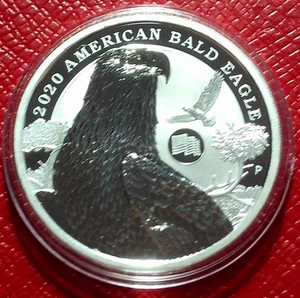 Moneda privada de 1 dólar con bandera de águila calva americana TUVALU 2020-P de plata 9999 de 1 oz con cápsula - Imagen 1 de 4