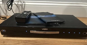Vizio VBR231 Blu-Ray Player Network Wi-fi w/Remote Control - Picture 1 of 7