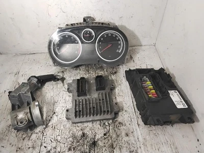 KIT CENTRALINA MOTORE PER OPEL Corsa D 5P 2° Serie 55598146 12642927 13424260  - Immagine 1 di 4