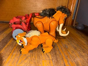 Fisher Price Imaginext Dinosaur Tremor the Wooly Mammoth Cart Thorn Sabertooth - Picture 1 of 4