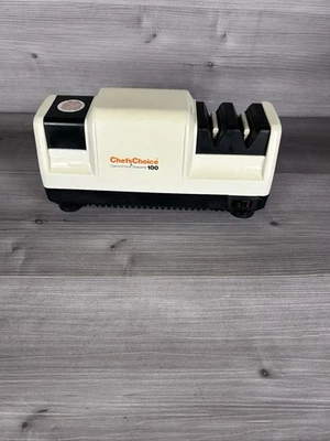 Chefs Choice Professional 100 Diamond Hone Knife Sharpener Tested - Image 1 of 4