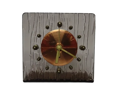 Design Tisch Uhr Acryl Metall ( Eigenbau) 60er 70er Jahre Batteriebetrieb - Bild 1 von 3