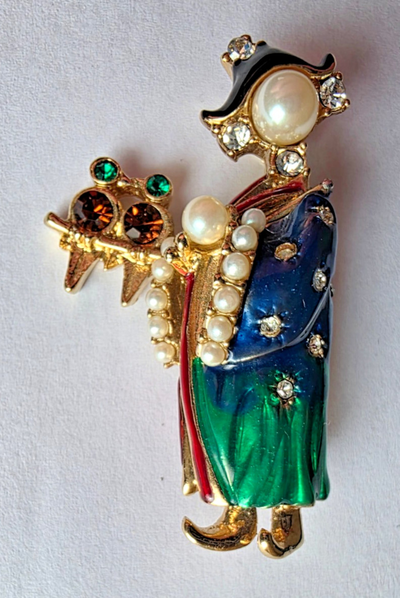 Butler & Wilson Fashion Brooches & Pins for sale | eBay Butler & Wilson Fashion Brooches & Pins for sale | eBay