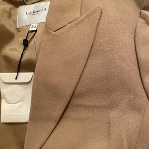 L.K BENNETT LONDON UK Size 8 Camel DAVINA Buttoned BLAZER JACKET NEW With Tags - Picture 1 of 12