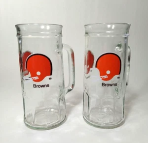 Vintage 1980's Cleveland Browns NFL Football Fisher Peanuts Glass Mugs Set of 2 - Picture 1 of 5