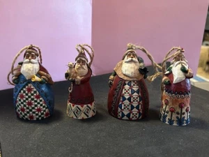 Jim Shore #107461 Heartwood Creek piccolo Babbo Natale ornamenti da appendere (set di 4) 2002 - Foto 1 di 8