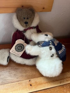 Lot of Boyds Mrs. Fezziwig Jodi Teddy Bear in Red & White Velvet Santa Outfit w - Picture 1 of 15