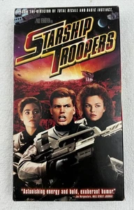 Starship Troopers VHS Used Tri Star Pictures “The Only Good Bug is a Dead Bug” - Picture 1 of 7