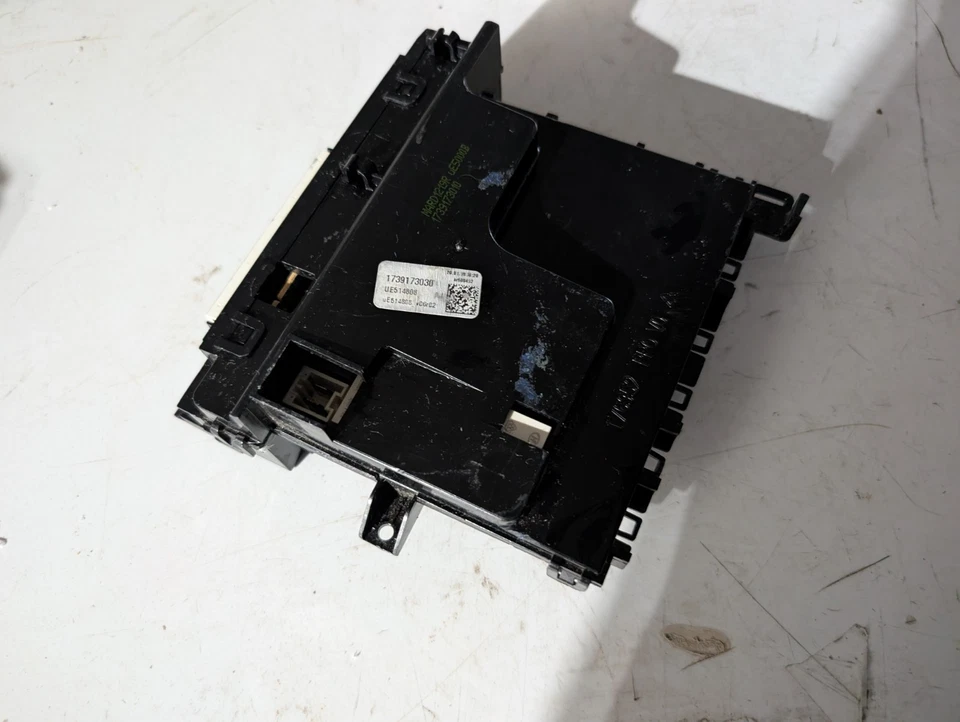 TABLERO DE CONTROL USADO OEM BLOMBERG 1739173030 Foto 1 de 1