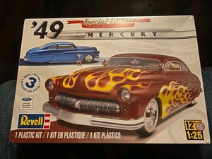 Revell ’49 Mercury Special Edition SEALED INSIDE 1/25 - Picture 1 of 2