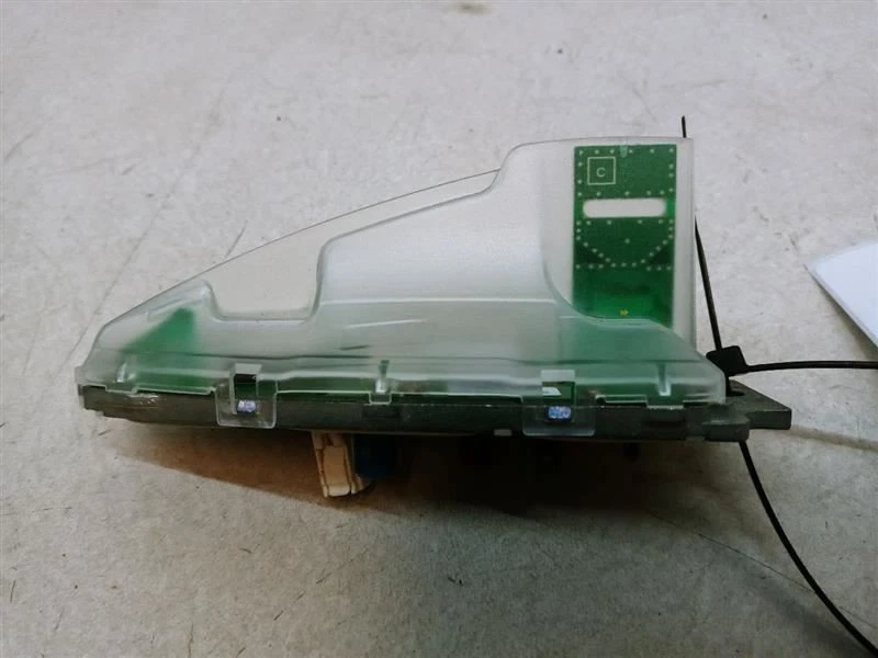 BMW 325xi 2006 antena de radio interna fabricante original usado probado 692934804 Foto 1 de 4