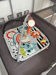Fisher Price Spielbogen mit Spieldecke Tierfreunde Gebraucht  - Bild 1 von 11