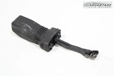 Audi A5 Sportback 2018-2023 puerta delantera derecha tapón de retención OEM Foto 1 de 4