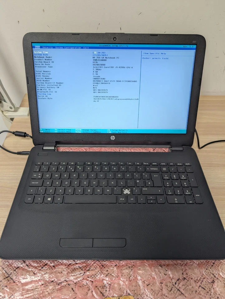 HP 250 G4 15.6" Laptop - i5-6200U - 4GB Ram - No Storage - Image 1 of 4