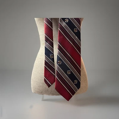 Corbata de cuello a rayas con patrón floral 100 % poliéster Marquis Designs Français para hombre Foto 1 de 4