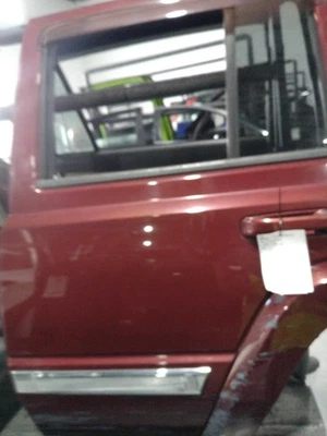 Used Rear Left Door Assembly Rear Side fits: 2007 Jeep Commander Rear Left Grade - Image 1 of 4