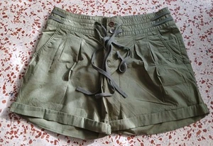 Banana Republic 100% Cotton Olive Shorts Size 4 New Without Tags Lightweight - Picture 1 of 7