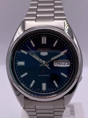 OROLOGIO UOMO SEIKO 5 AUTOMATICO QUADRANTE BLU BRACCIALE ACCIAIO INOX SNXS77K1 - Immagine 1 di 4