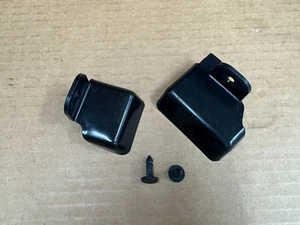 1980 - 1989 FORD F150 SUPER CAB BRONCO PASSENGER BUCKET SEAT MOUNT BOLT COVER - Picture 1 of 4
