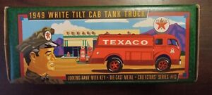 ERTL Texaco 1949 White Tilt Cab Tank Truck Die Cast Collectors Bank F950 (1996)