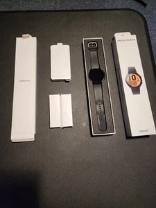 Samsung Galaxy Watch4 44mm Smartwatch SM-R870,Bluetooth,WiFi,GPS #22 - Picture 1 of 5