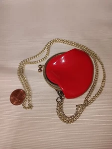 Vintage rote Vynle Geldbörse Halskette 12 Zoll goldfarbene Kette - Bild 1 von 5